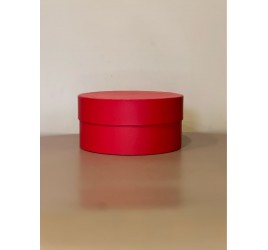 Короткая круглая коробка 20 см  Красный